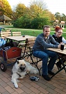 Papa Kingston und seine Menschen-Familie